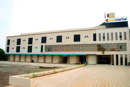 Click Hotel Tulsi