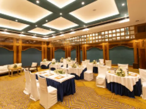 Polo Floatel Kolkata Hotels in Howrah