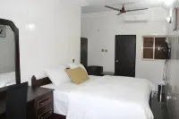 Cute Villa Hotel and Suites Hotels near Sufficient Grace Worship Centre
