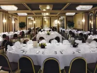 Hôtel & Spa Oceania l'Univers Tours