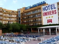 Hotel Univers - ที่มีสระว่ายน้ำ