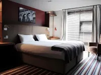 Village Hotel Leeds South