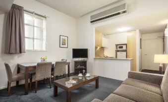 Melbourne CBD Central Apartment Hotel Official 썸네일