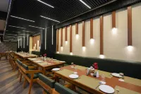 Hotel Pavitra - Breakfast