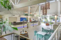 Ramada Resort by Wyndham Port Douglas - bar