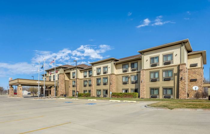 Best Western Plus Grand Island Inn  Suites