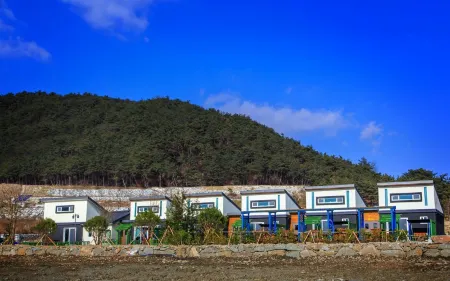 Sancheong Jirisanae Pension