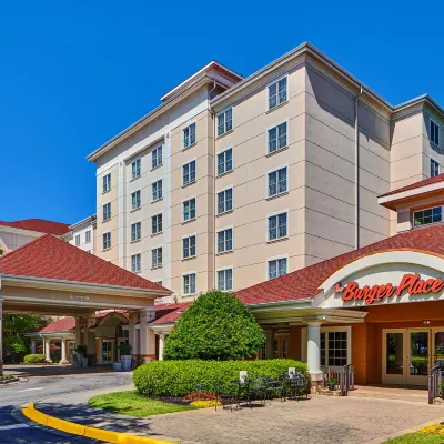 Sonesta Atlanta Airport South Hotels near Georgia International Convention Center