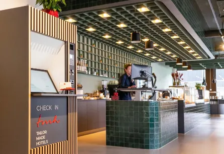 Tailormade Hotel Bab Bachenbülach Отели в г. Zweidlen