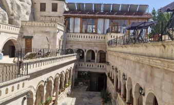 Nature Park Cave Hotel