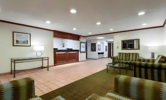Norwood Inn & Suites Indianapolis