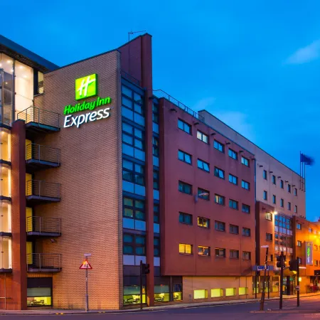Holiday Inn Express GLASGOW - CITY CTR RIVERSIDE by IHG