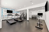 Best Western Plus Airdrie Hotel - gimnasio