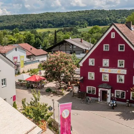 Gasthof Krone Отели в г. Киндинг