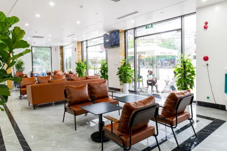 NHAT MINH HOTEL Отели в г. Cao Loc District