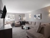 Holiday Inn Calgary-Airport Hotels near Harry Hays Building