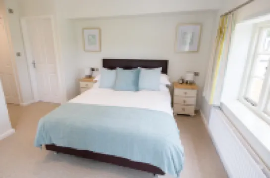 The Red Lion at Hellidon