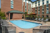南哈特福德格拉斯頓伯裏Homewood Suites by Hilton - 泳池