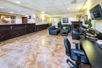Comfort Inn & Suites Hotels in Edson