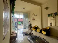 Al-Husna Homestay Hotels in Agam