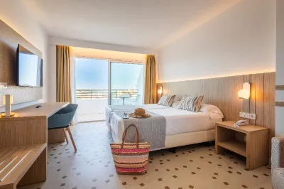 Sol de Alcudia Apartamentos Hotels near Alcudia Old Town