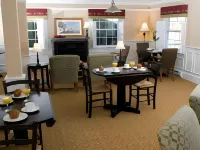 Pelham on Main Hotels in Dennis Port