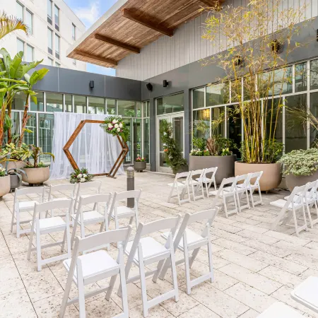 Aloft Jacksonville Tapestry Park