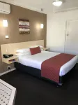 Adelaide Airport Motel - Motels