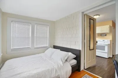 WeHa Oak Haven Hotels near Appletree