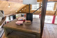 Charming Poconos Cabin, 2BR w/ Game Room! Pet Friendly