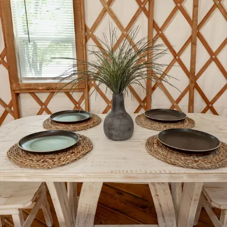 Hoot Owl Yurt/Cold A/C! Hot Tub/Medina River/Close to Downtown/RiverYurtVillage