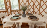 Hoot Owl Yurt/Cold A/C! Hot Tub/Medina River/Close to Downtown/RiverYurtVillage