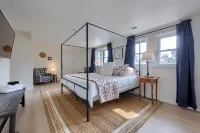 New! Sleeps 16! Across from Sight&Sound! Location! Hotel a Strasburg Township