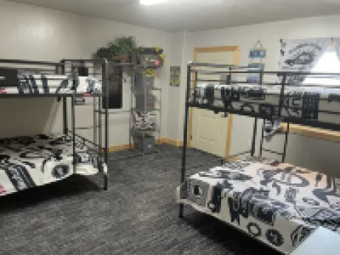 Serenity in Duck Creek Village - Huge cabin on 6 acres overlooking mountains