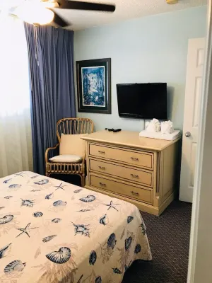 Two-bedroom, two-bath condo close to the Ocean. Full kitchen, living r & balcony