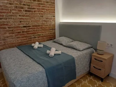 LV 31 Apartment Near Barcelona Beach - 2 Bedrooms with Double Bed Hotel a Poblenou
