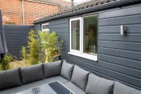 Kippers Cottage family getaway 500m from the beach