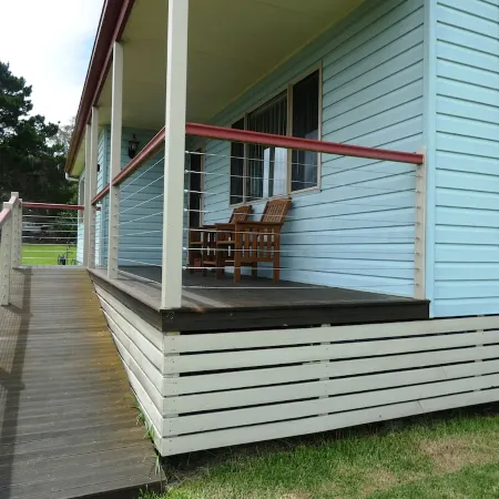 'Avalon' - Small group or family getaway