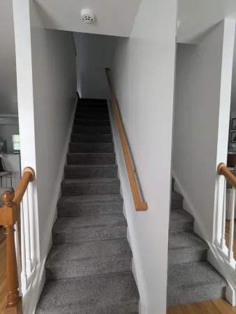 New Construction 3-bedroom townhome 3 queen beds with central AC and WiFi