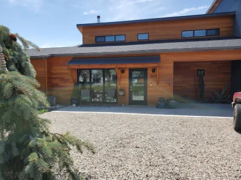 Modern Oasis with pool, close to downtown and airport