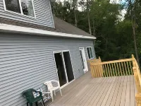4 Bdrm 4 Bath Lake front Lake Sinissippi home