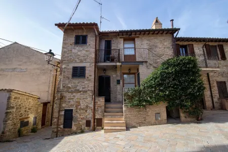 SCAPPO IN UMBRIA, Grechetto