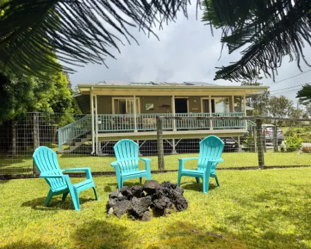 Lovely Art Cottage 5 Min. to Volcanoes  Natl Park-Clean, Cozy, Comfort -2 Bdrm ボルケーノのホテル