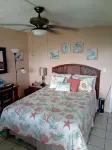 Studio apt. with A/C, Fridge, Semi-Private pool in the Center of kihei