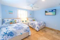☀️Bright & Luxurious Canal Front Home w/ Pool, 4 min to Beaches!☀️