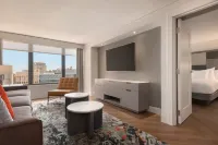 Hilton Grand Vacations Club Chicago Magnificent Mile