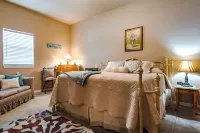 Hannah House ~ Your Vacation Awaits!
