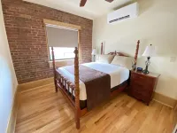 Main Street Retreats 106 - 2 BR Downtown Apt. 106