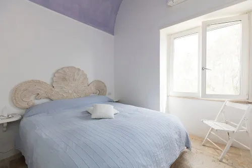 Charming, quiet house with magnificent views of the sea and capri from above