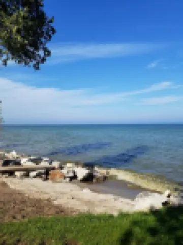 Peace of Beach, private 4 season cottage on beautiful shores of Door County